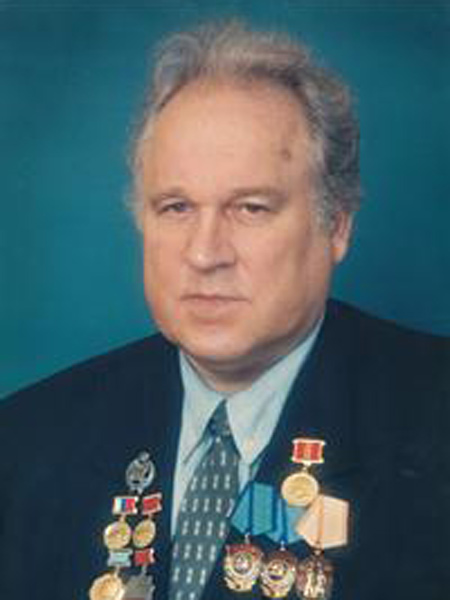 Денисов Геннадий Алексеевич