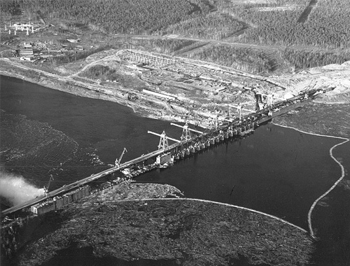 Усть-Илимская ГЭС. Панорама строительства (лето 1975 г.)