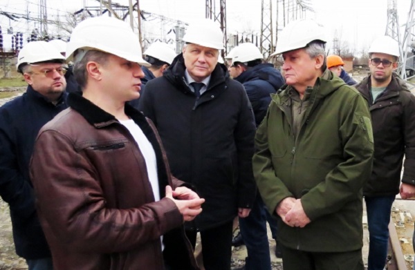 Глава Минэнерго РФ провел совещание по вопросам восстановления электроснабжения и газоснабжения в ЛНР и ДНР
