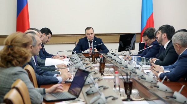 Глава Республики Дагестан изучил энергетические проекты, реализуемые в регионе