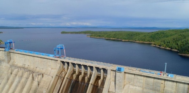 Бурейская ГЭС снизила расход воды через гидроузел 