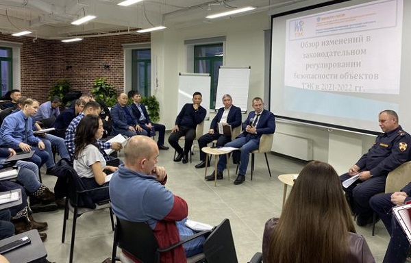 В Якутии Росгвардия проводит обучающие семинары для работников объектов ТЭК