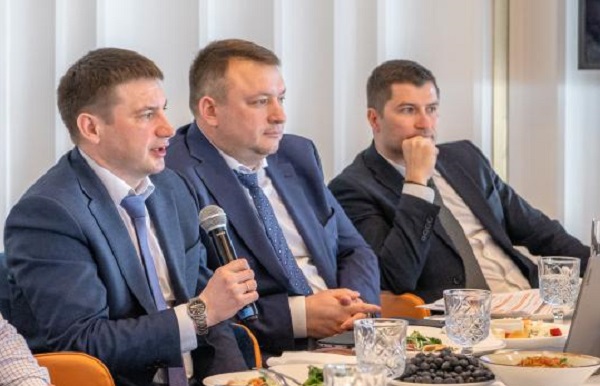 «ОЭК» и Ассоциация инвесторов Москвы провели стратегическую бизнес-встречу со столичными застройщиками