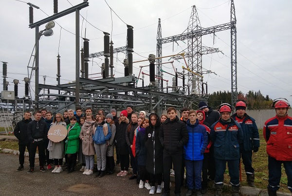 #ВместеЯрче: энергетики «Пермэнерго» провели экскурсию для школьников на подстанцию «Протасы»