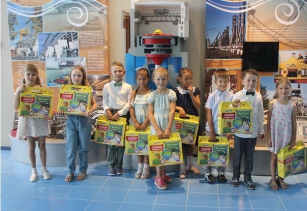 Воткинская ГЭС провела благотворительную акцию «Помоги собраться в школу»