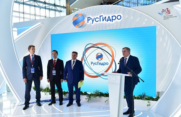 «РусГидро» ввела в эксплуатацию четыре ВИЭ-энергокомплекса в Якутии