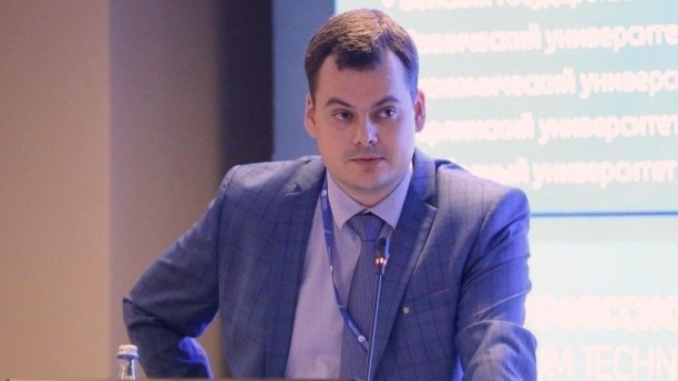 Эксперт РУДН Тимофей Мазурчук: Серый экспорт - одно из основных направлений сбыта нефтегазовых продуктов РФ