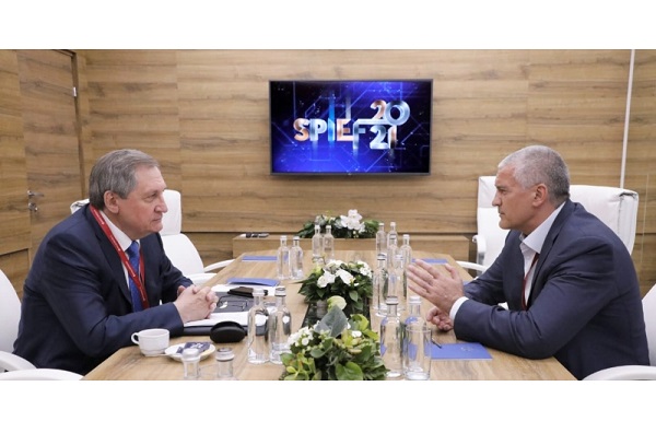 Глава Минэнерго РФ на ПМЭФ-2021 провел ряд рабочих встреч, в том числе, с ТОПами ведущих мировых компаний