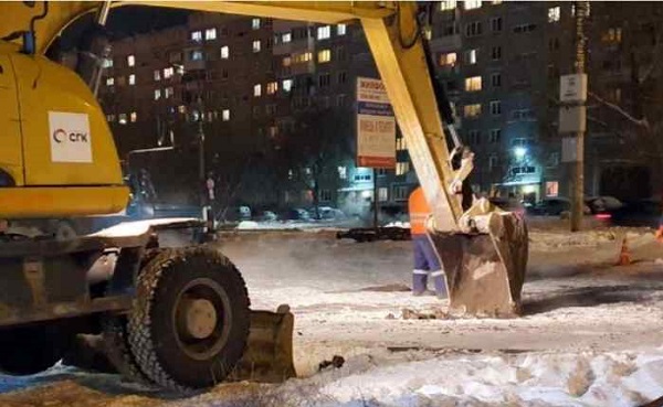 Энергетики завершили ремонт на теплотрассе Новосибирска