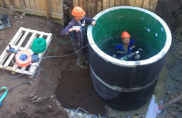 В Петродворцовом районе Петербурга реконструируют сети водоснабжения
