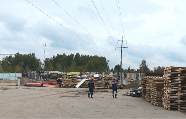 В Наро-Фоминске провели рейд по выявлению нарушений в охранной зоне ЛЭП 