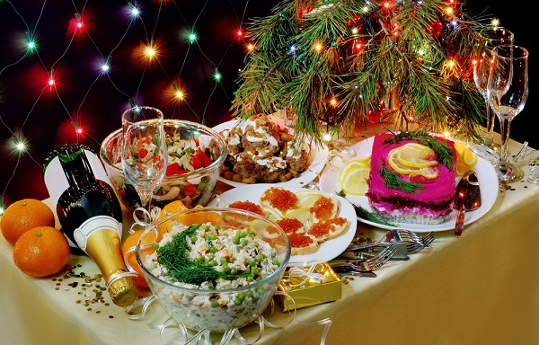 Новогодний ужин за счет «Россети Янтарь Энергосбыт»