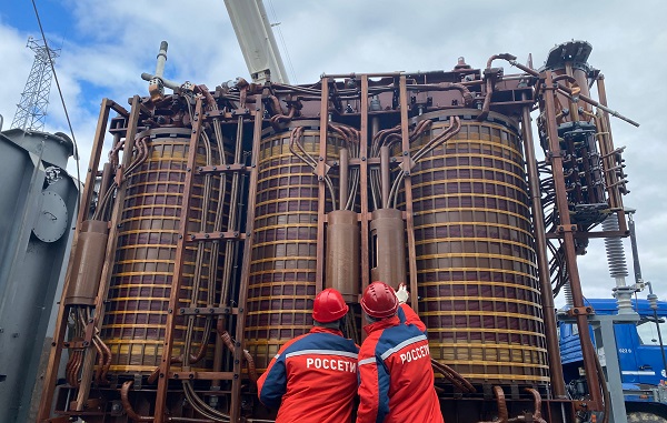 «Россети Тюмень» повысила надежность электроснабжения объектов нефтедобычи в Югре