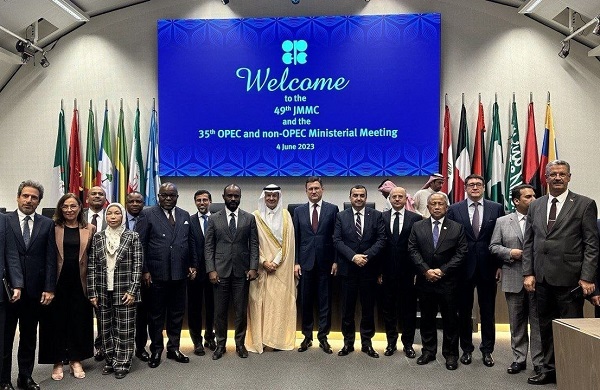 Страны-участницы ОПЕК+ договорились о корректировке уровня добычи нефти