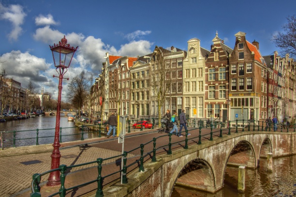 Нидерланды прекратили добычу газа на крупнейшем месторождении Европы