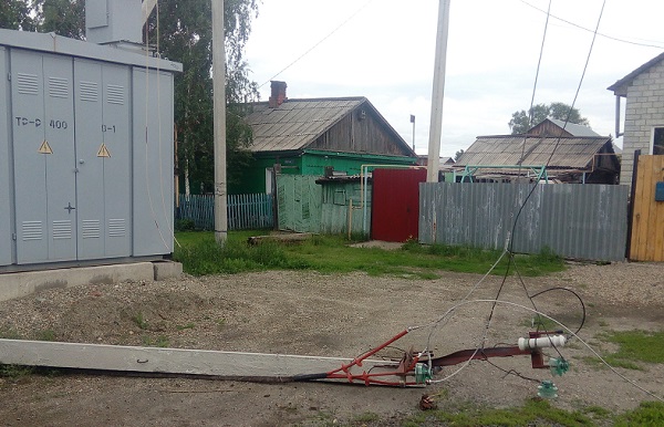 В Новосибирской области зафиксировано свыше 250 отключений электроэнергии в результате повреждения сетей техникой