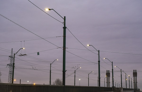На Невском путепроводе Петербурга модернизирована система наружного освещения