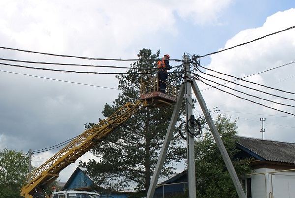 «Облкоммунэнерго» реконструирует электросетевые объекты в отдаленных территориях Свердловской области