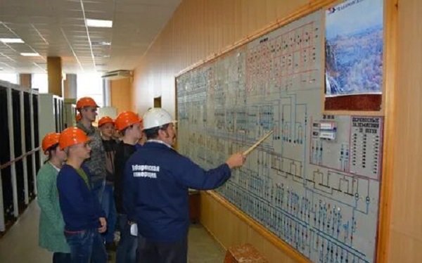 На энергообъектах «Хабаровской генерации» возобновилась студенческая практика