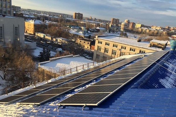 «ЭнергосбыТ Плюс» в Оренбурге перешел на солнечную энергию