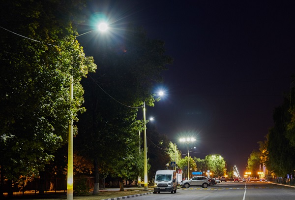 Переход на LED-освещение улиц и дорог равен отказу от тысяч автомобилей