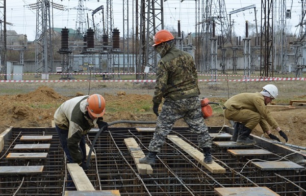 «ДРСК» ведет реконструкцию подстанции «Западная» в Артемовском г.о.